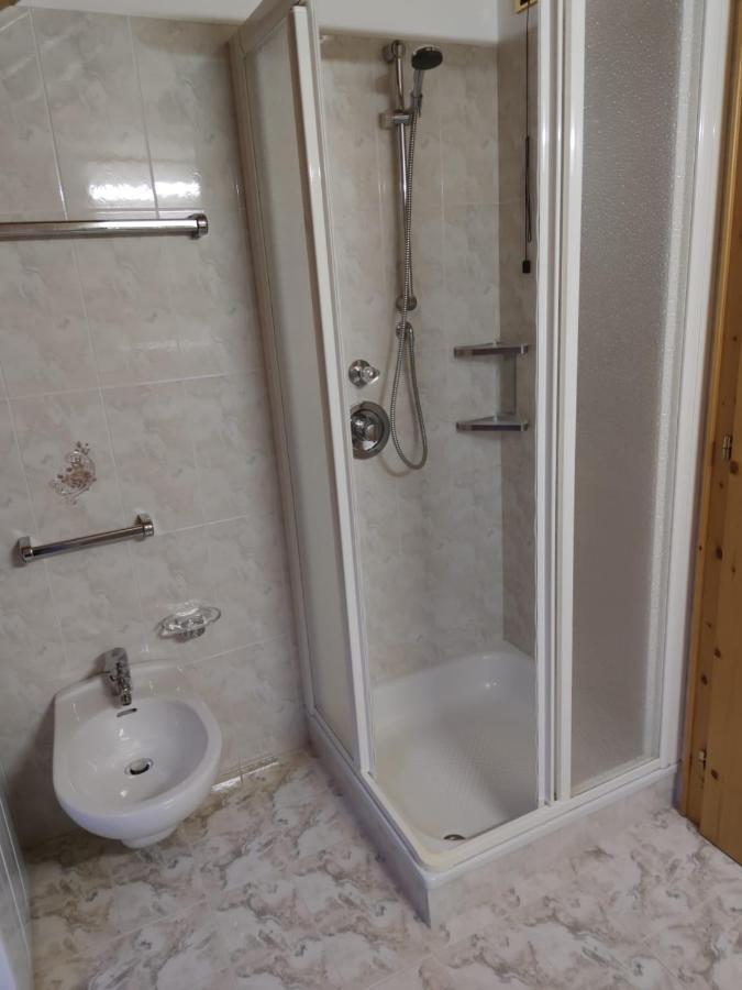 Pian Schiavaneis B&B Apartament กานาเซย์ ภายนอก รูปภาพ